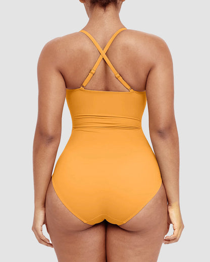 Maillot de bain gainant – Coupe élégante avec détails découpés 