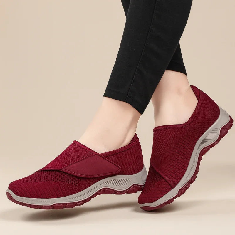 Aeris Wide-Fit Velcro Sneakers