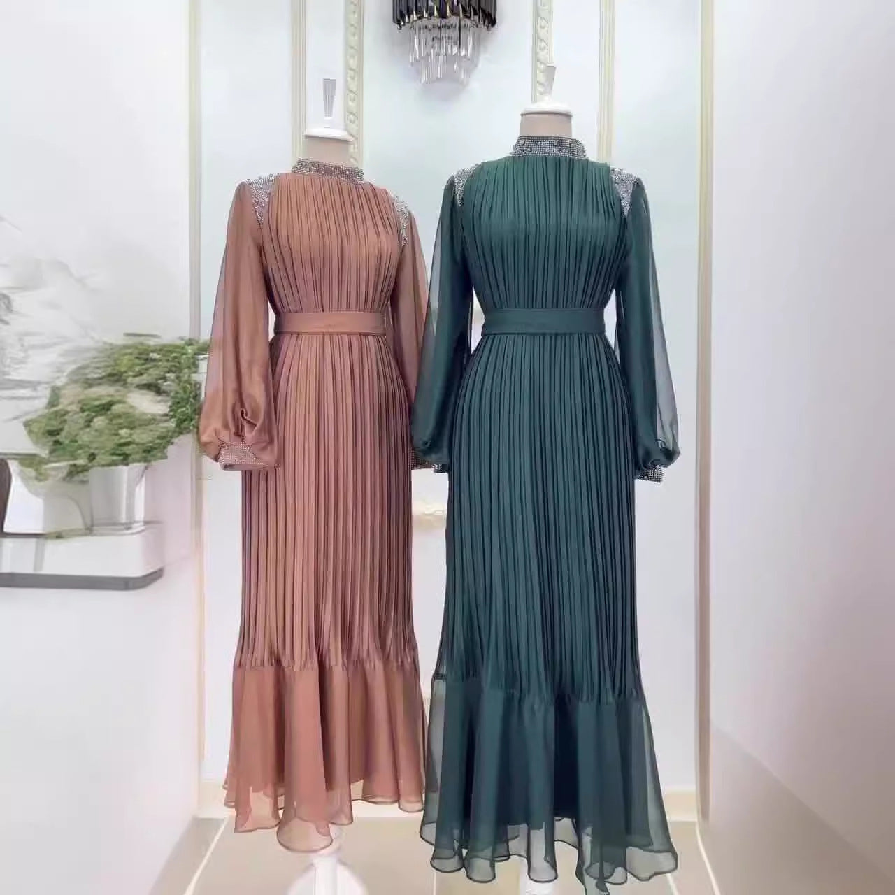 🌹Robe longue plissée avec cristaux scintillants 