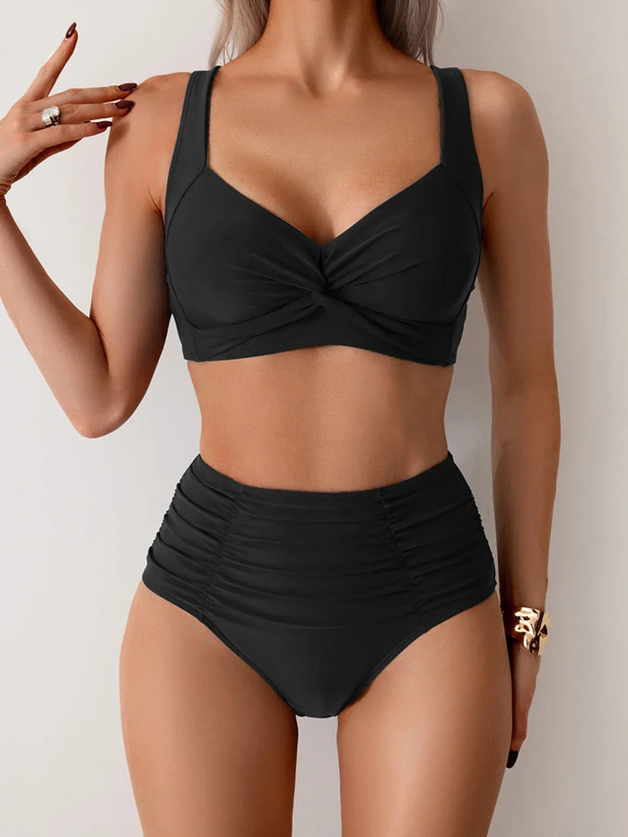 Indigo™ - L'élégance intemporelle d'un maillot de bain avec une confiance sculptée