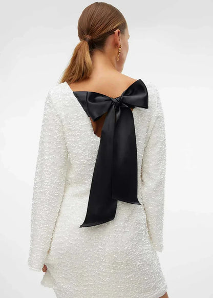 Elsa | Robe élégante à paillettes