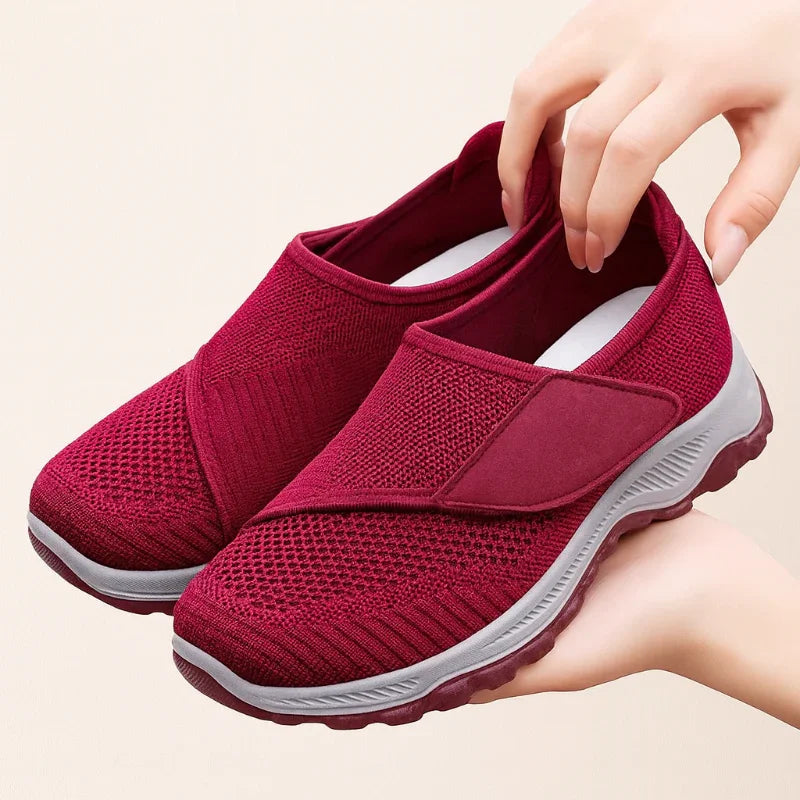 Aeris Wide-Fit Velcro Sneakers