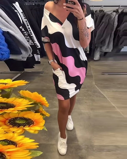 KARINA | ROBE IMPRIMÉ VAGUE À COL EN V 