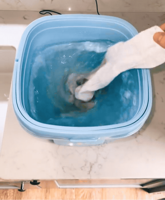 Machine à laver portable et pliable