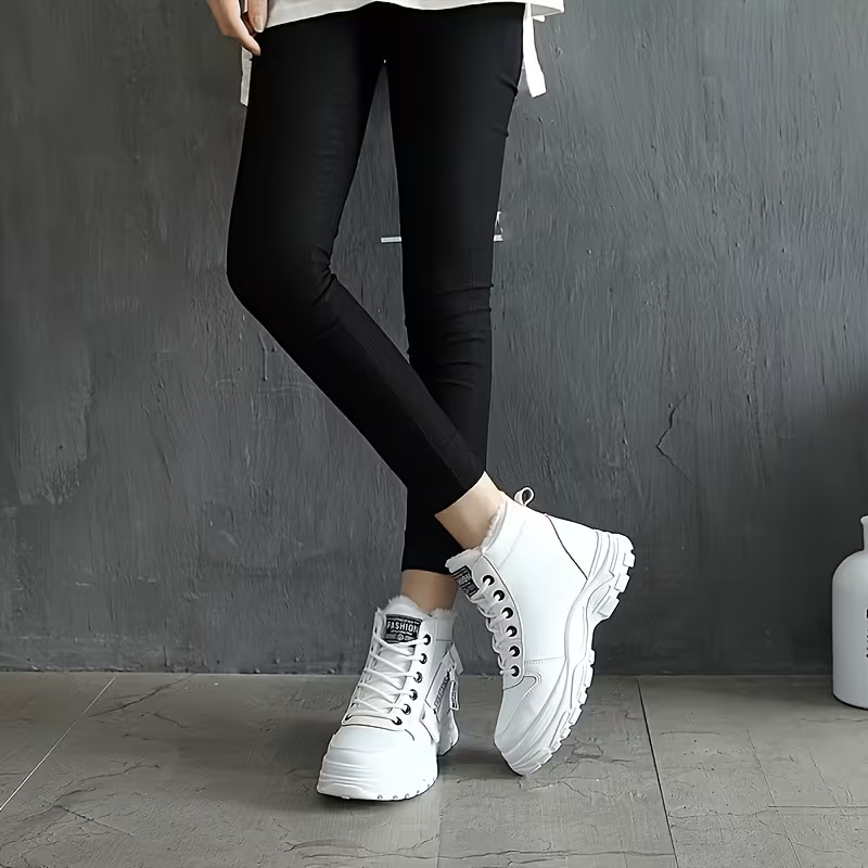 LunaStep | Plush-Lined Platform Ankle Boots