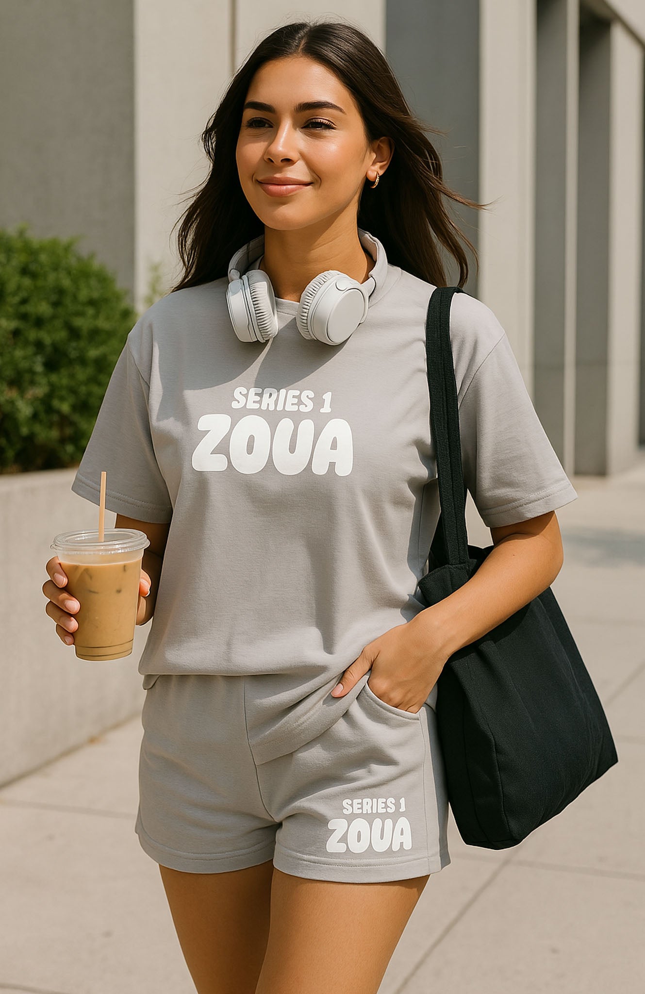 Haut surdimensionné confortable avec short GRATUIT