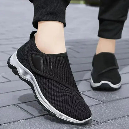 Aeris Wide-Fit Velcro Sneakers